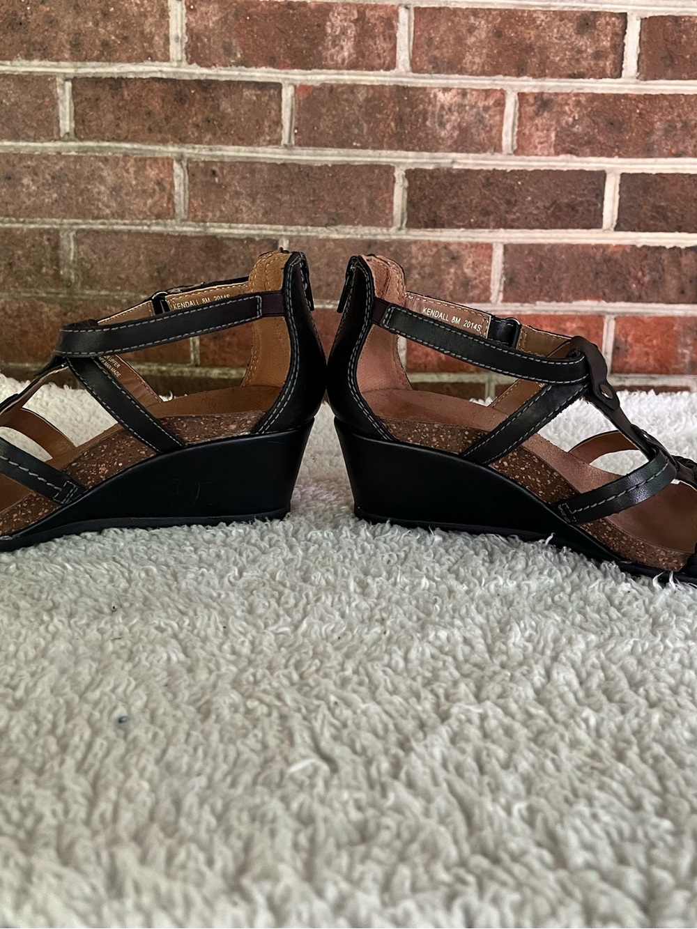 Earth Origins KENDAL Size 8M Women’s Black Wedge Sandals Side Velcro. Back Zip - Picture 4 of 13